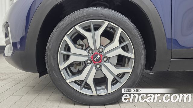 Kia Seltos Gasoline 1.6 Turbo 4WD Signature 2021 — фото 5