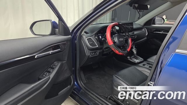 Kia Seltos Gasoline 1.6 Turbo 4WD Signature 2021 — фото 10