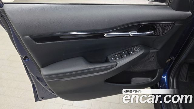 Kia Seltos Gasoline 1.6 Turbo 4WD Signature 2021 — фото 24