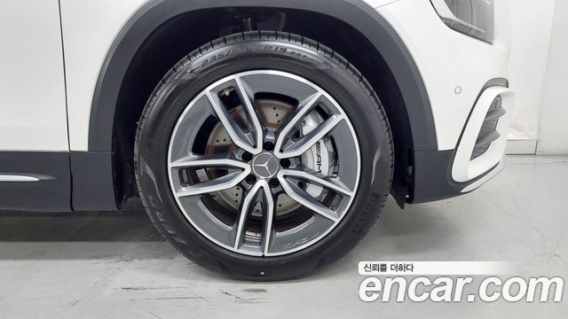 Mercedes-Benz GLB-Class (X247) AMG GLB35 4MATIC 2026 — фото 5