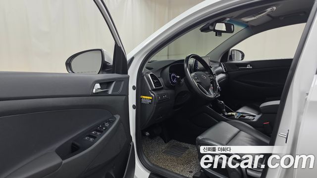 Hyundai Tucson Diesel 2.0 2WD Modern 2019 — фото 10