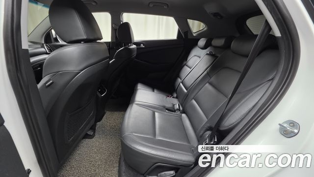 Hyundai Tucson Diesel 2.0 2WD Modern 2019 — фото 12