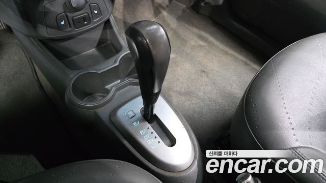 Chevrolet Spark LS+ 2015 — фото 9