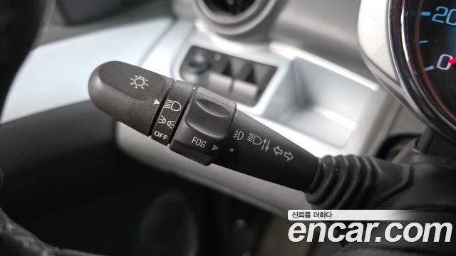 Chevrolet Spark LS+ 2015 — фото 17