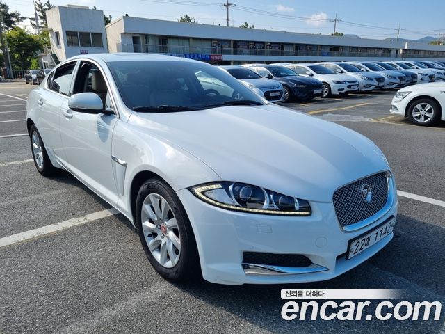 Jaguar XF 2.0 Luxury X250 2015 — фото 2