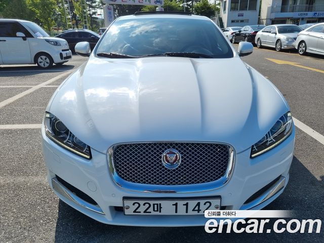 Jaguar XF 2.0 Luxury X250 2015 — фото 5