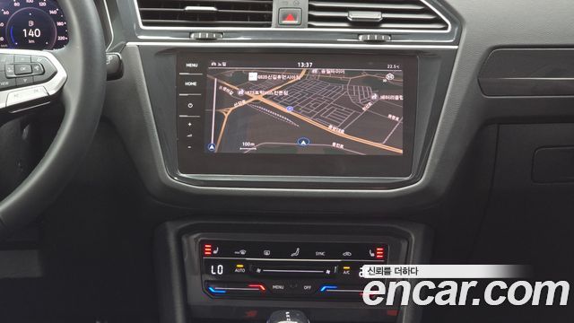 Volkswagen Tiguan (II) 2.0 TDI Prestige 2023 — фото 18