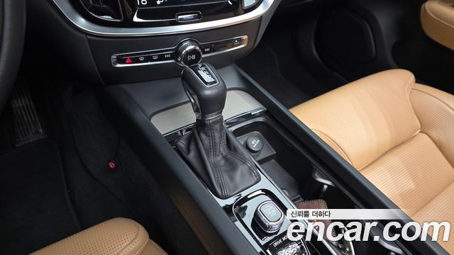 Volvo S60 (III) T5 Inscroption 2020 — фото 9