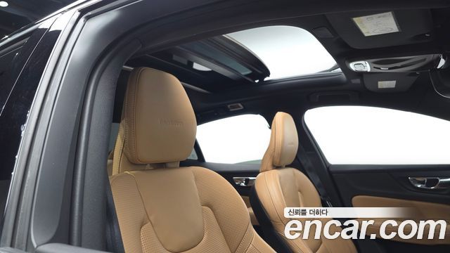 Volvo S60 (III) T5 Inscroption 2020 — фото 22