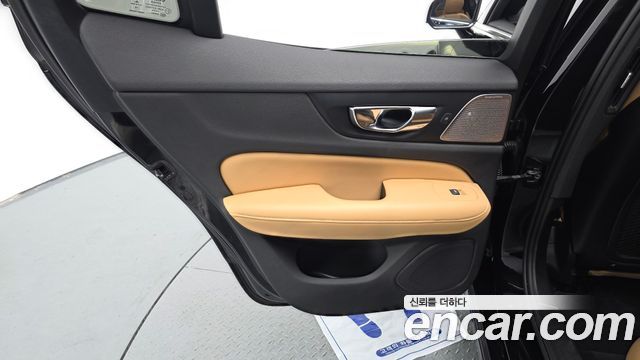 Volvo S60 (III) T5 Inscroption 2020 — фото 31