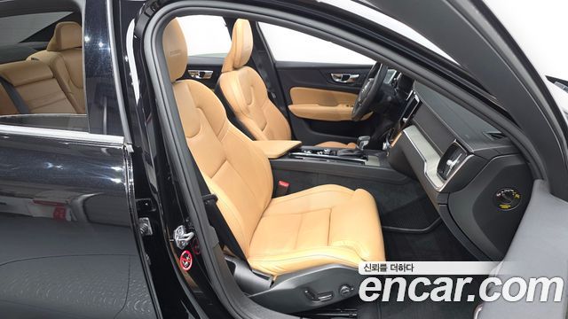Volvo S60 (III) T5 Inscroption 2020 — фото 32