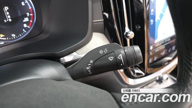 Volvo S60 (III) T5 Inscroption 2020 — фото 35
