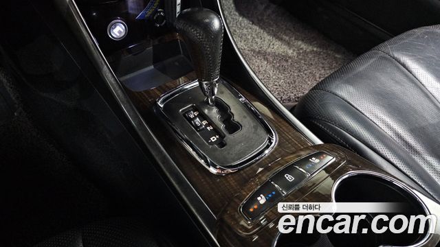 KG Mobility (SsangYong) Chairman H New Classic 600S VIP 2012 — фото 9