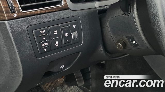 KG Mobility (SsangYong) Chairman H New Classic 600S VIP 2012 — фото 17