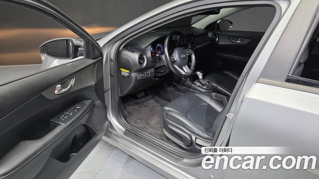 Kia K3 Prestige 2021 — фото 10
