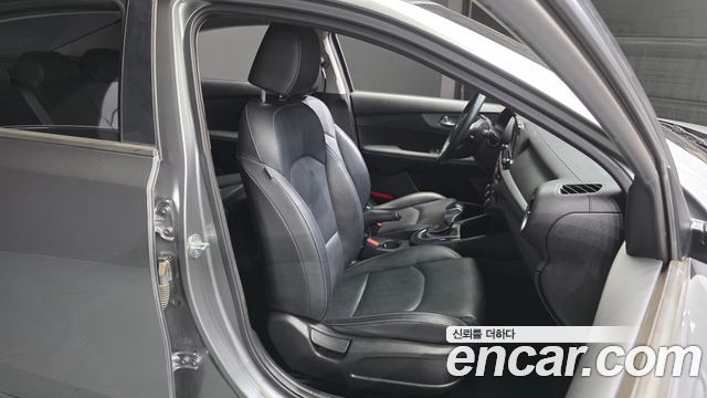 Kia K3 Prestige 2021 — фото 11