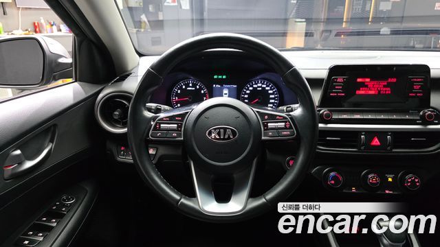 Kia K3 Prestige 2021 — фото 12