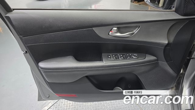 Kia K3 Prestige 2021 — фото 24