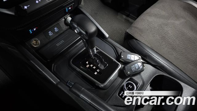 KG Mobility (SsangYong) Rexton Sports Khan Diesel 2.2 4WD Expedition 2024 — фото 9