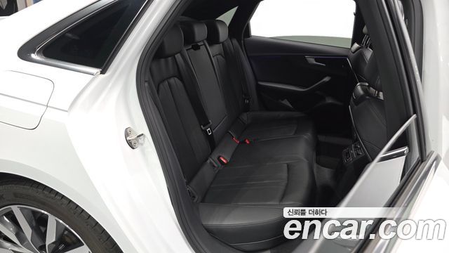 Audi A4 (B9) 40 TFSI Premium 2023 — фото 12