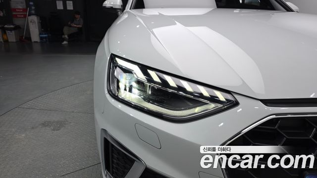 Audi A4 (B9) 40 TFSI Premium 2023 — фото 22