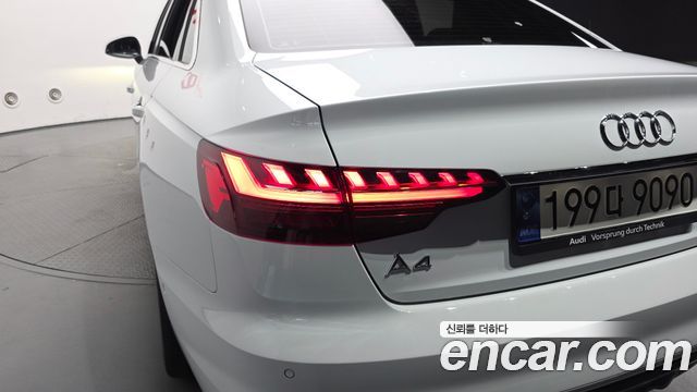 Audi A4 (B9) 40 TFSI Premium 2023 — фото 23