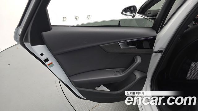 Audi A4 (B9) 40 TFSI Premium 2023 — фото 25