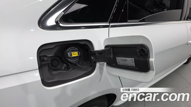 Audi A4 (B9) 40 TFSI Premium 2023 — фото 30