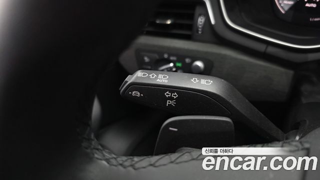 Audi A4 (B9) 40 TFSI Premium 2023 — фото 35