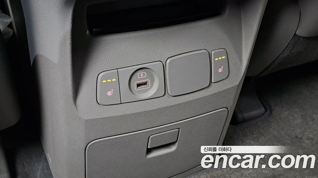 Kia Carnival 9-Seater Luxury 2019 — фото 28