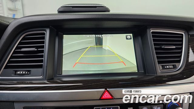 Genesis G80 3.3 GDI AWD Luxury 2018 — фото 15