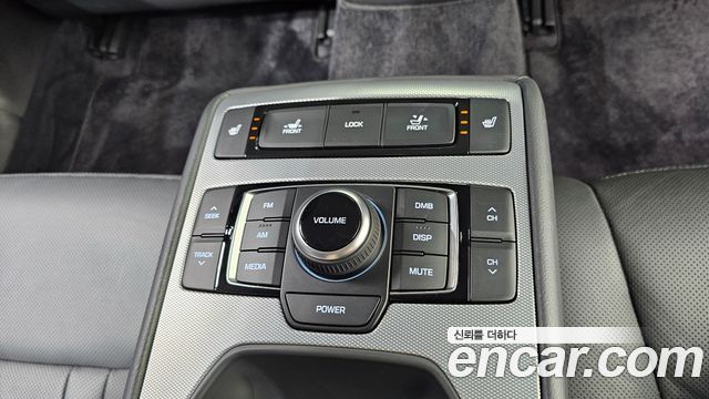 Genesis G80 3.3 GDI AWD Luxury 2018 — фото 19