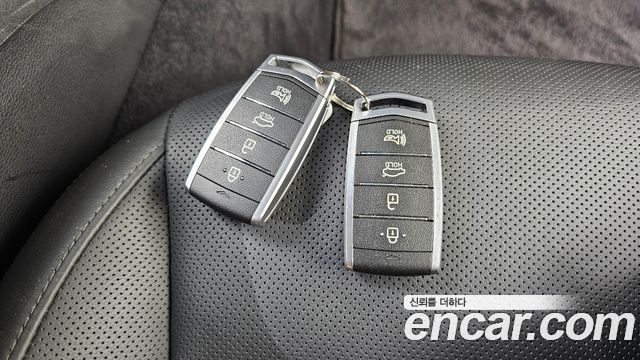 Genesis G80 3.3 GDI AWD Luxury 2018 — фото 29