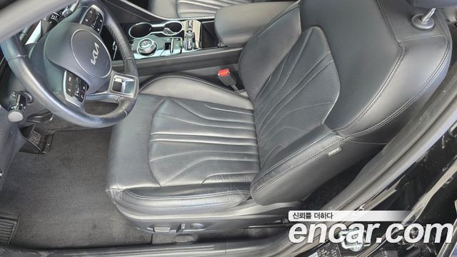 Kia K5 (III) 2.0 Signature 2023 — фото 16