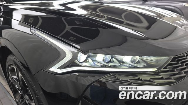 Kia K5 (III) 2.0 Signature 2023 — фото 22