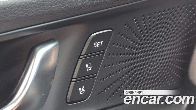 Kia K5 (III) 2.0 Signature 2023 — фото 29