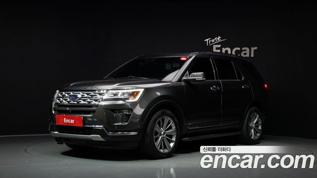 Ford Explorer 2.3 Limited 4WD 5th