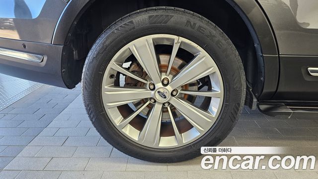 Ford Explorer 2.3 Limited 4WD 5th 2018 — фото 5