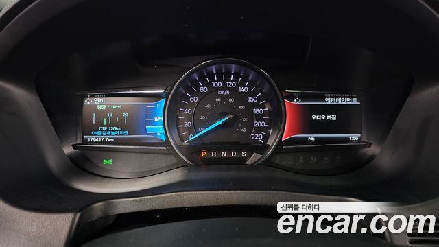 Ford Explorer 2.3 Limited 4WD 5th 2018 — фото 8