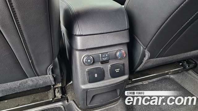 Ford Explorer 2.3 Limited 4WD 5th 2018 — фото 19