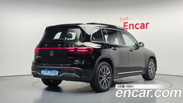 Mercedes-Benz EQB (X243) EQB300 4MATIC AMG Line 2026 — фото 2