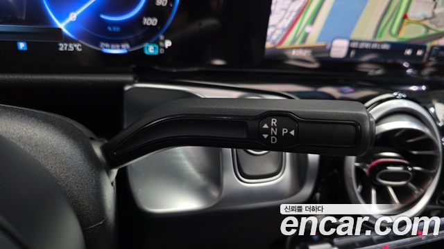 Mercedes-Benz EQB (X243) EQB300 4MATIC AMG Line 2026 — фото 9