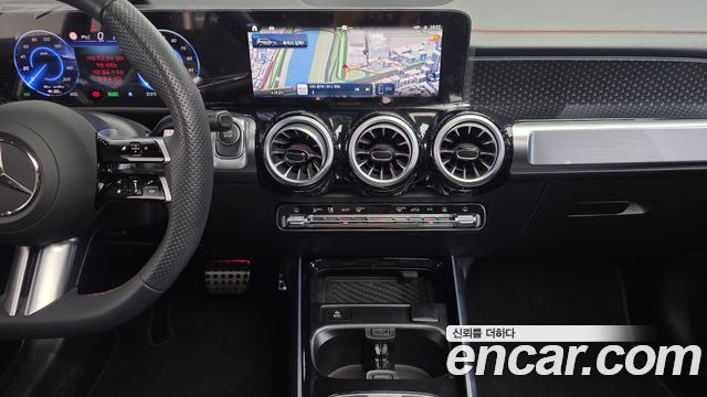 Mercedes-Benz EQB (X243) EQB300 4MATIC AMG Line 2026 — фото 16