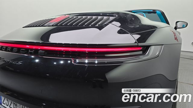 Porsche 911 (992) Carrera Cabriolet 2020 — фото 23