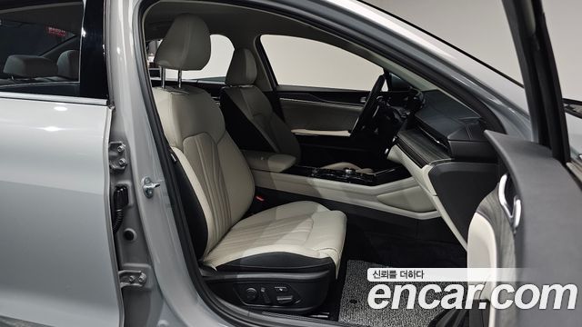Kia K5 (III) 2.0 Signature 2025 — фото 10