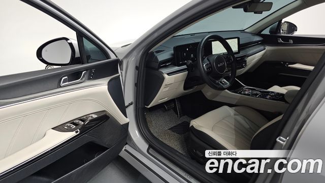 Kia K5 (III) 2.0 Signature 2025 — фото 15