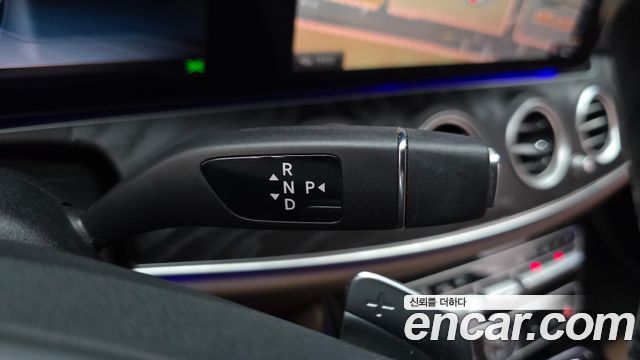 Mercedes-Benz E-Class (W213) E300 4MATIC Avnatgarde 2018 — фото 9