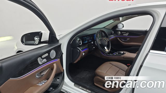 Mercedes-Benz E-Class (W213) E300 4MATIC Avnatgarde 2018 — фото 10
