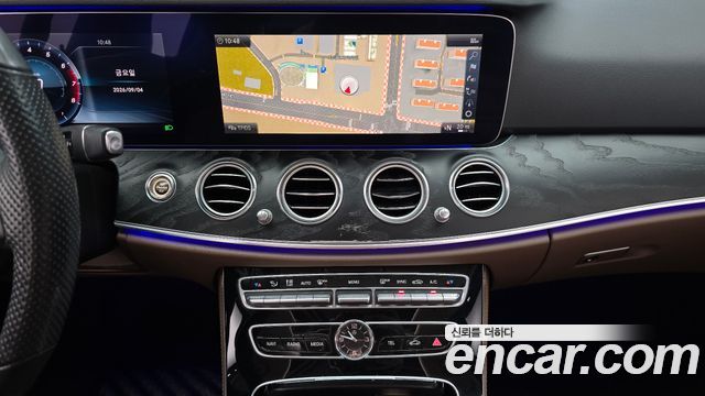 Mercedes-Benz E-Class (W213) E300 4MATIC Avnatgarde 2018 — фото 19