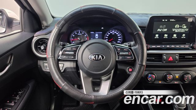 Kia K3 Trendy 2019 — фото 13